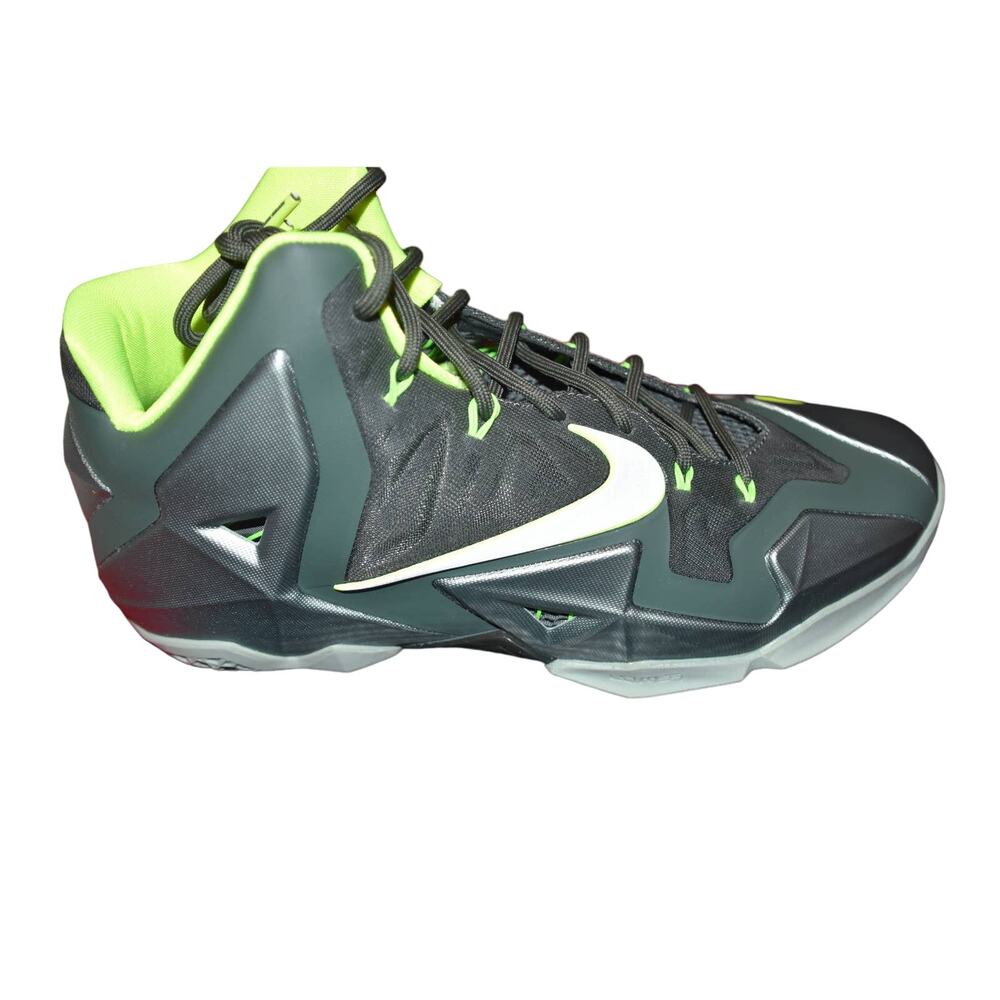 Nike, Lebron XI Dunkman, King James, Size 11.5, NIB, RARE, Year 2013